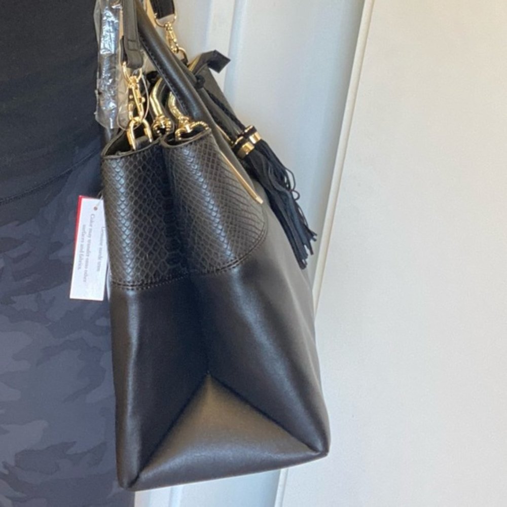 💎✨NEW✨💎 Crossbody Satchel - Picture 9 of 16